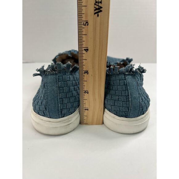 Vince Camuto VC Bimmy Casual Blue Stretch Flat Slip-On Skate Sneaker Size 7 - Picture 5 of 8